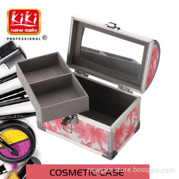 Beauty Case. Beauty accessories. Cosmetic case. Aluminium makeup case